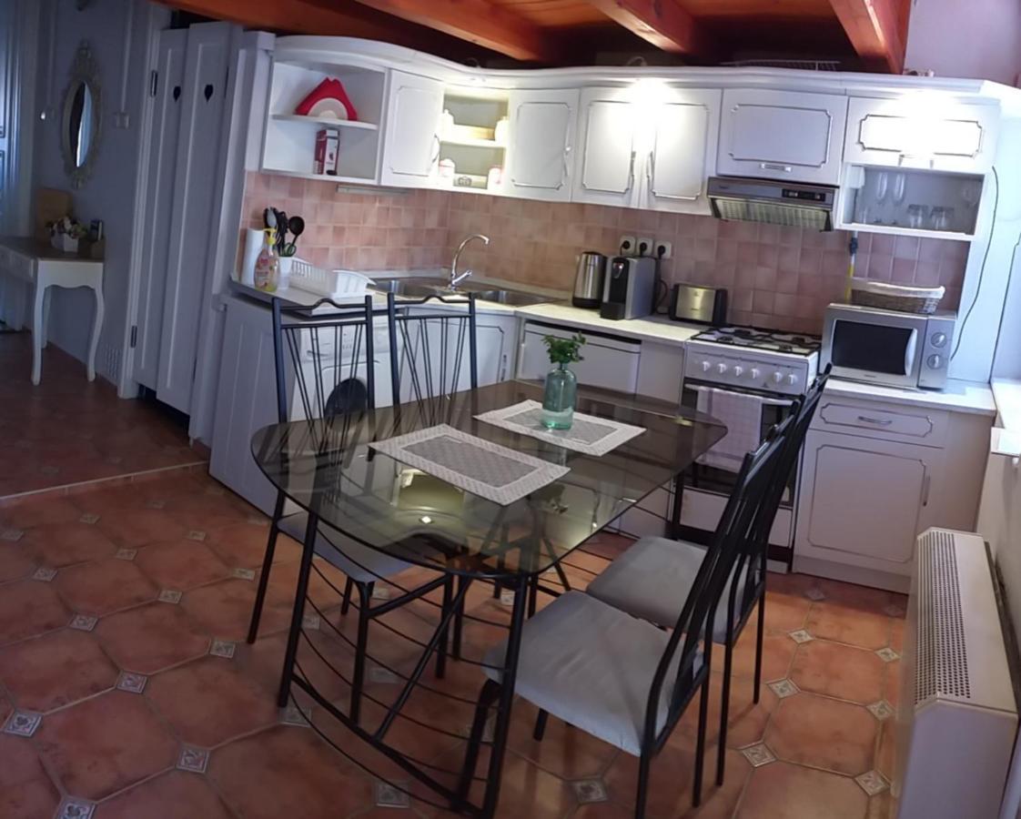 Belvárosi Vintage Apartman a sétálóutcán Miskolc Extérieur photo