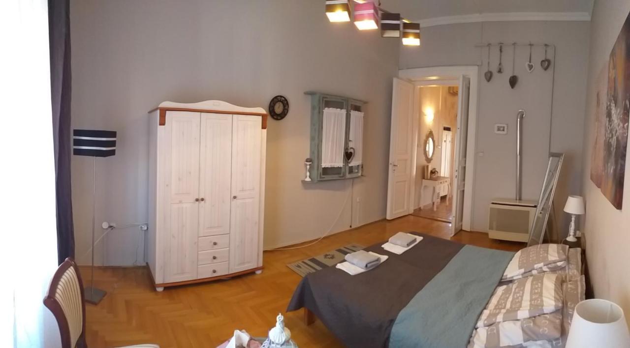 Belvárosi Vintage Apartman a sétálóutcán Miskolc Extérieur photo