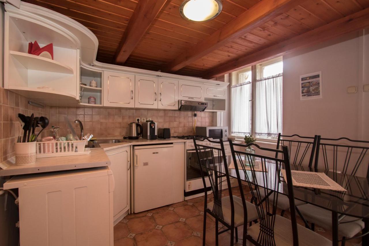Belvárosi Vintage Apartman a sétálóutcán Miskolc Extérieur photo