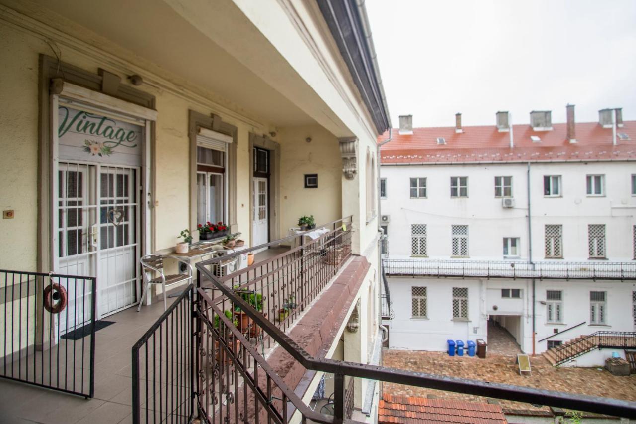 Belvárosi Vintage Apartman a sétálóutcán Miskolc Extérieur photo