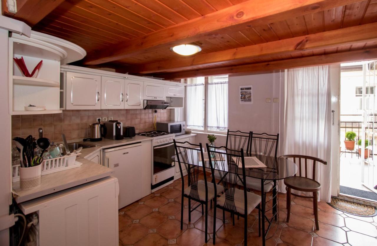 Belvárosi Vintage Apartman a sétálóutcán Miskolc Extérieur photo